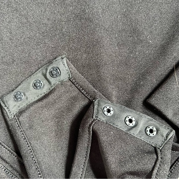 SHEIN BLACK V NECK BODYSUIT WITH LONG MESH PUFF SLEEVES SIZE SMALL - Picture 7 of 9